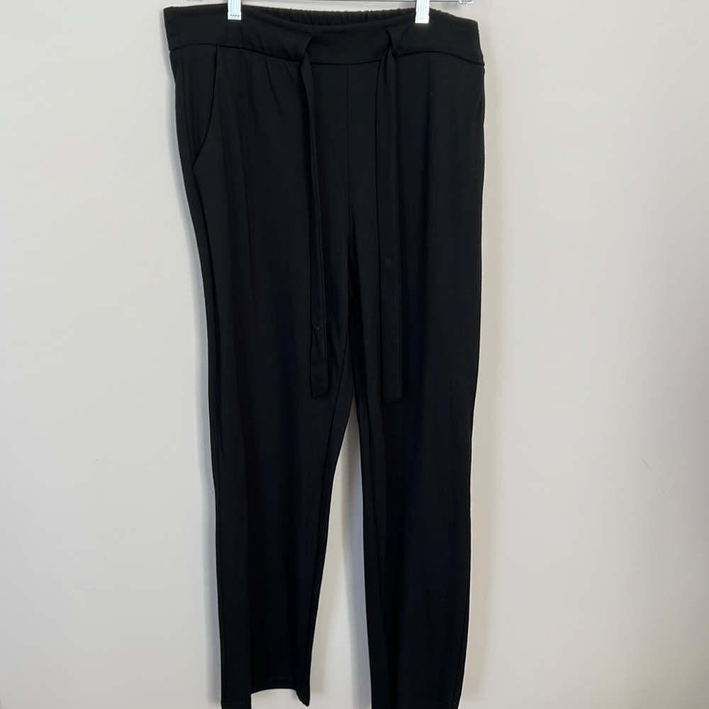 Badgley Mischka l Black Pants.